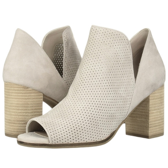 Cole Haan Shoes - NWOT Cole Haan Shiloh Leather Bootie